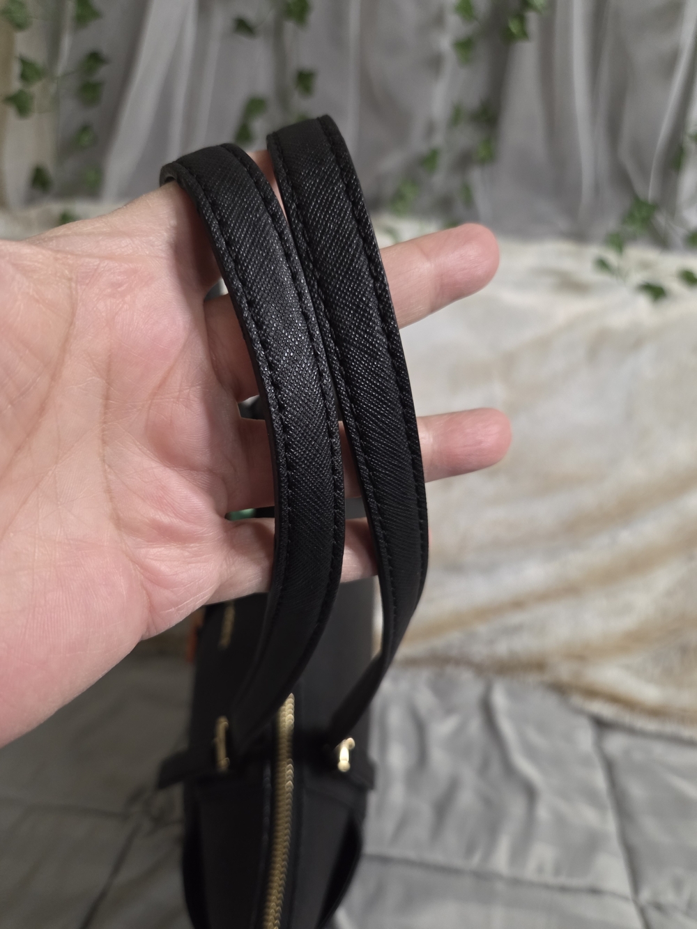 Michael Kors Charlotte Large Top Zip Tote - Picture 9 of 16